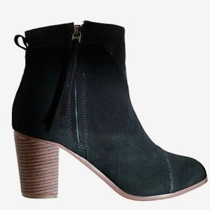 Black TOMS Suede Lunata Ankle Booties, Size 9